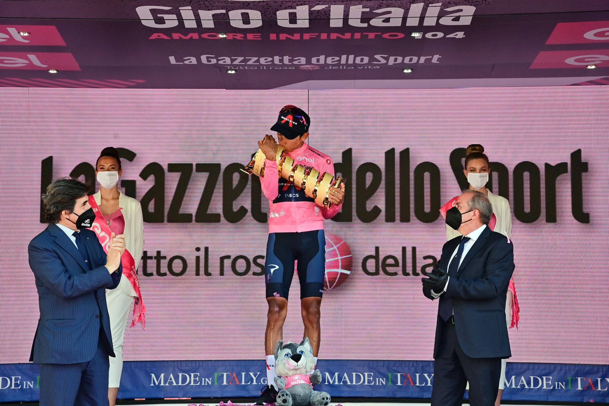 Foto Massimo Paolone/LaPresse 
30 maggio 2021 Italia
Sport Ciclismo
Giro d'Italia 2021 - edizione 104 - Tappa 21 - Gara cronometro individuale - Da Senago a Milano (km 30,3)
Nella foto: 
Photo Massimo Paolone/LaPresse
May 30, 2021  Italy  
Sport Cycling
Giro d'Italia 2021 - 104th edition - Stage 21 - ITT - from Senago to Milan 
In the pic: