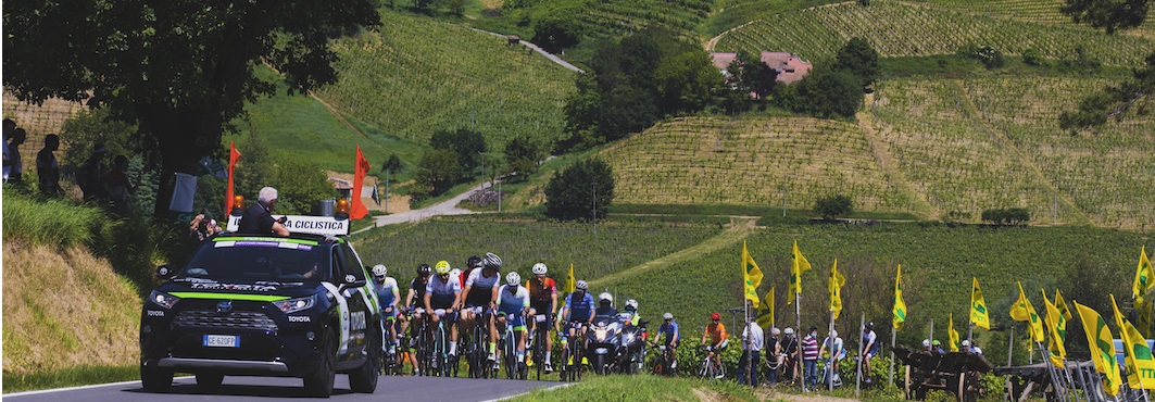 Foto LaPresse/Andrea Alfano
27/05/2021 da Casalpusterlengo a Stradella (Italia)
Sport Ciclismo
Giro d'Italia 2021 – Giro E - 18a tappa  
Nella foto: Giro E Tappa 18
Photo LaPresse/Andrea Alfano
May 27, 2021 from Casalpusterlengo to Stradella (Italia)
Sport Cycling
Giro d'Italia 2021 – Giro E - 18 stage 
In the pic: Giro E Stage 18