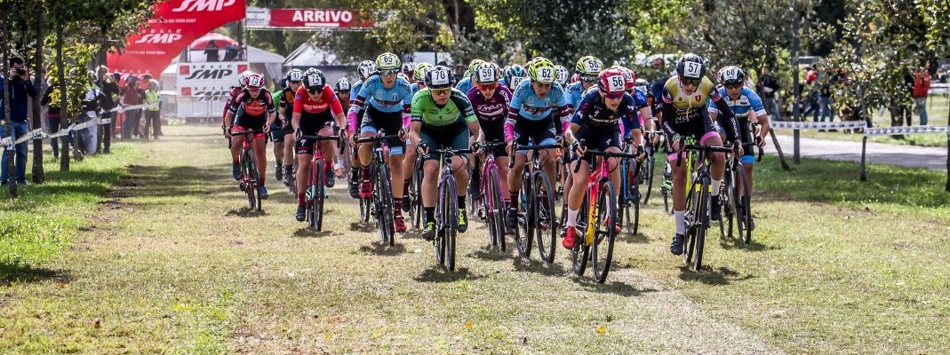 Di corsa verso Osoppo, parco del Rivellino (foto © Alessandro Billiani per Jam's Bike Team Buja 2021)