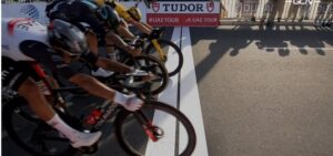 Molano vince la quarta tappa dell'UAE Tour